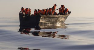 إنقاذ شخصين وانتشال 9 جثث لمهاجرين قبالة السواحل الجزائرية