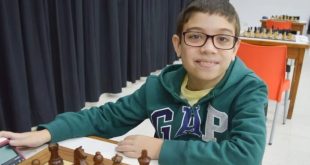 طفل أرجنتيني يهزم بطل العالم في الشطرنج