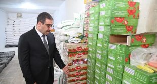التجارة تعلن عن توزيع 2500 سلة غذائية للعوائل النازحة في الأنبار
