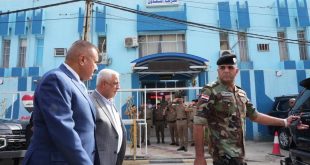 وزير الداخلية يشرف ميدانيًا على “عملية البتاوين” ويوضح أهدافها