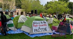 طلاب مؤيدون للفلسطينيين يرفضون إخلاء خيمهم في جامعة كولومبيا