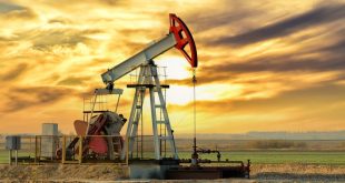 النفط يتراجع لليوم الثالث متأثراً بزيادة المخزونات الأميركية