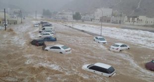 السعودية ترفع “الإنذار الأحمر”في أربع مناطق تحسباً لسيول وأمطار غزيرة
