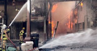 مصرع واصابة 47 شخصا بحادث حريق كبير داخل مبنى في الكويت
