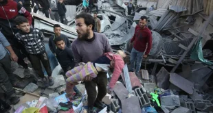 غزة: استشهاد أكثر من 33 فلسطينياً في قصف للاحتلال على مدرسة تؤوي نازحين