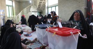 المنافسة شديدة بين جليلي وبزكشيان.. الإيرانيون يصوتون لحسم السباق الرئاسي