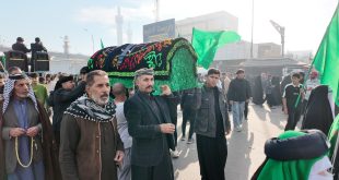 آلاف المؤمنين يُحيون ذكرى استشهاد السيدة فاطمة الزهراء (ع) في النجف الأشرف