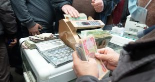 التربية تستنفر جهودها لتسريع دفع الرواتب وضمان استكمال الإجراءات المالية