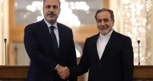 وزيرا خارجية إيران وتركيا يؤكدان رفضهما التهديدات والتدخلات في شؤون دول المنطقة