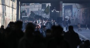 جموع المؤمنين تواصل زحفها نحو الكاظمية المقدسة لإحياء الزيارة الرجبية