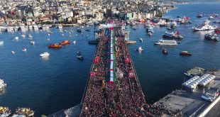 حشود تركية تندد بالإبادة الصهيونية وتؤكد التضامن مع فلسطين